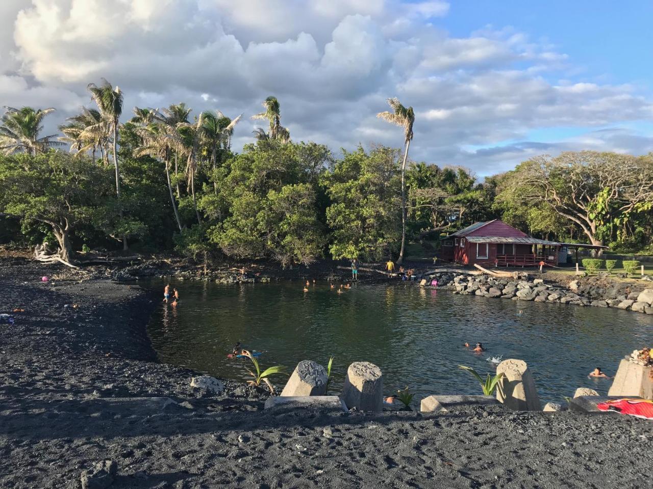 The Dolphin Cottage At Kehena Beach Exteriör bild
